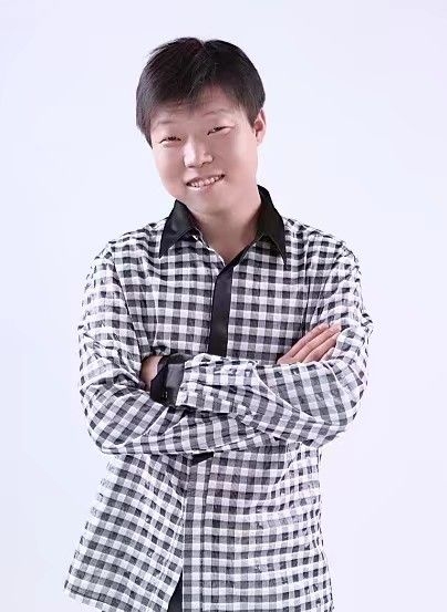 碧海升明月的第一张照片--龙岩相亲服务中心