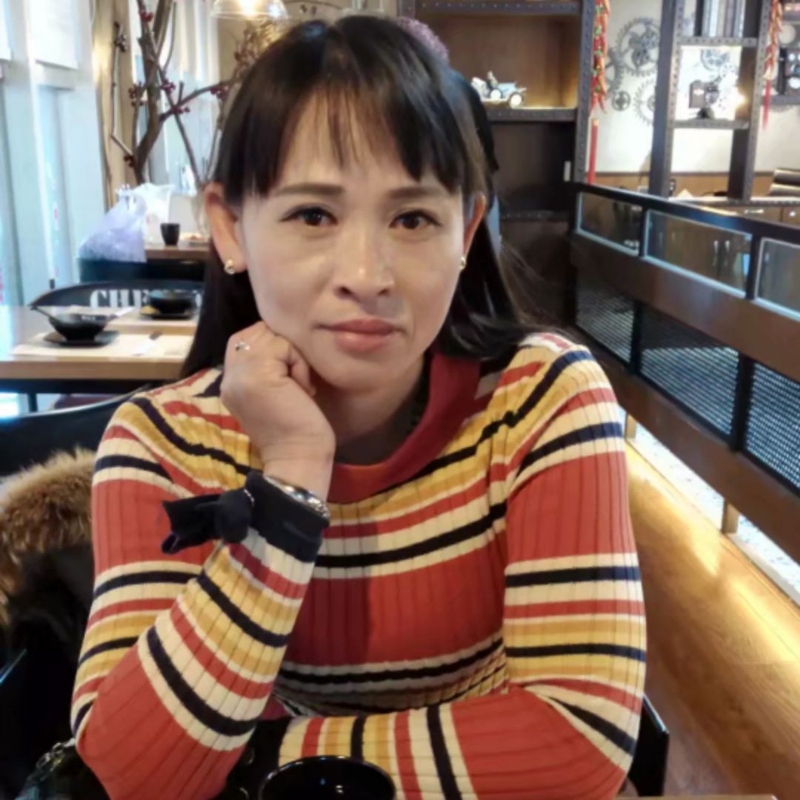 玫瑰花的第一张照片--龙岩相亲服务中心