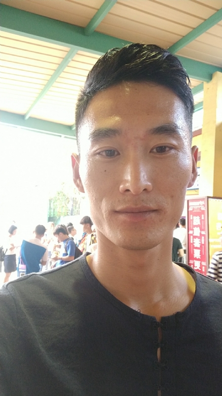 难得糊涂的第一张照片--龙岩相亲服务中心