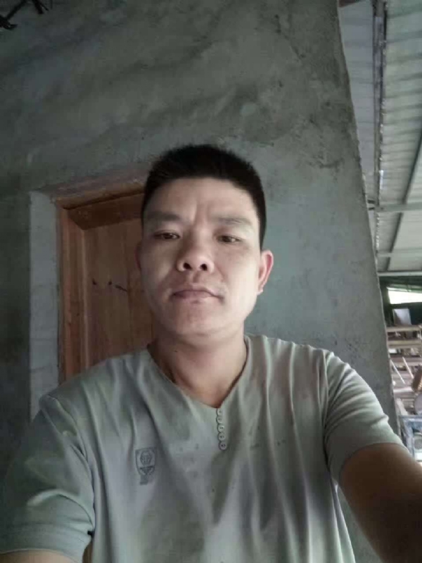 寻找幸福的第一张照片--龙岩相亲服务中心