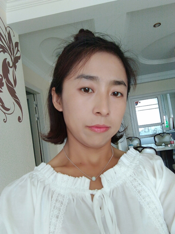 柠檬的第一张照片--龙岩相亲服务中心
