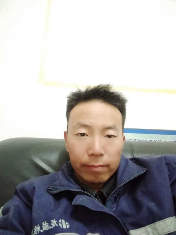 东西南北风的第一张照片--龙岩相亲服务中心