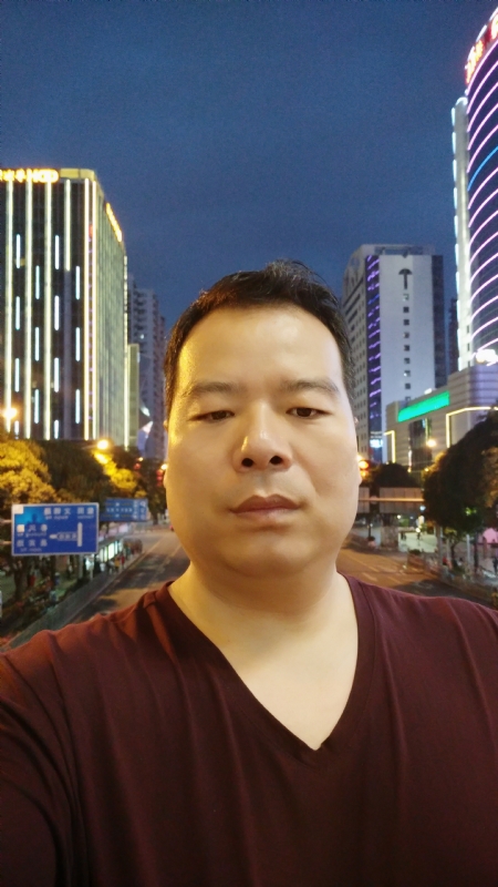 相爱一辈子的第一张照片--龙岩相亲服务中心