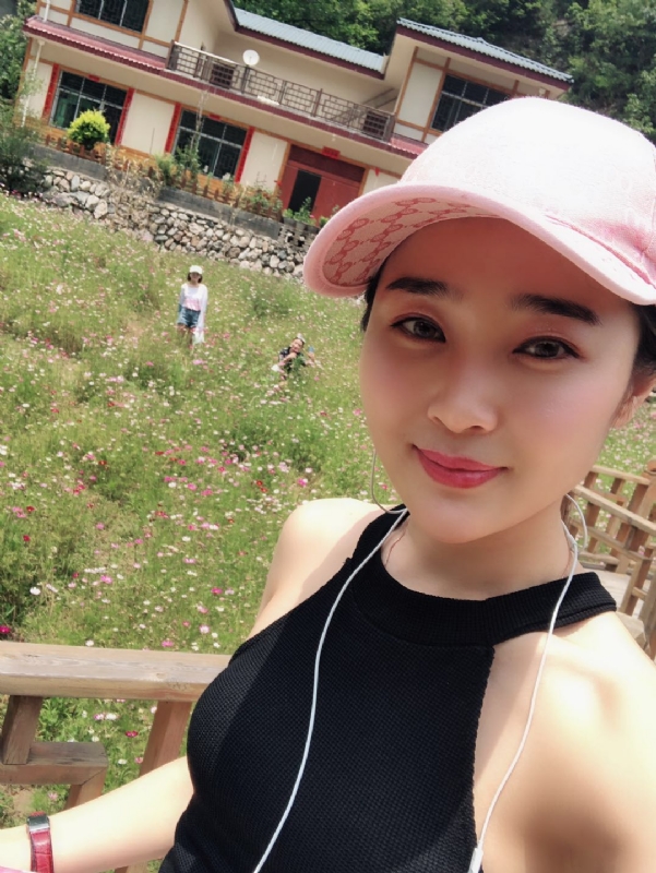 诗琪的第二张照片--龙岩相亲服务中心
