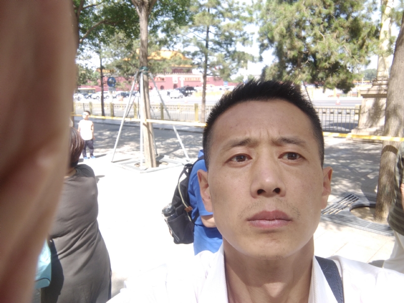 刘红兵的第一张照片--龙岩相亲服务中心