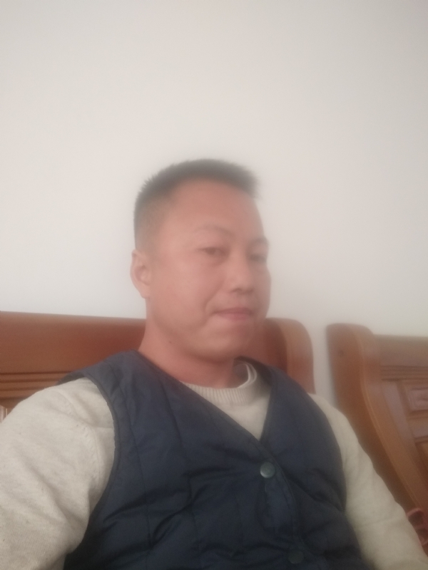 只对你好的第一张照片--龙岩相亲服务中心