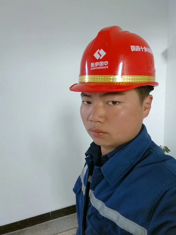 小公牛的第一张照片--龙岩相亲服务中心