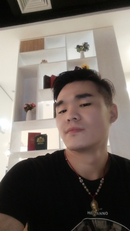涵博随缘的第一张照片--龙岩相亲服务中心