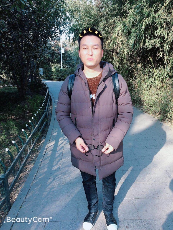 马儿的第一张照片--龙岩相亲服务中心