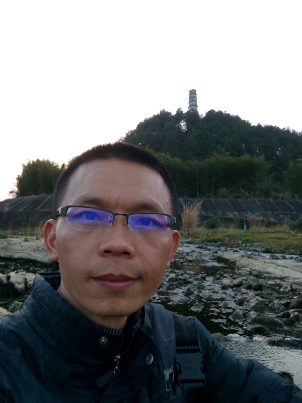 jame的第三张照片--龙岩相亲服务中心