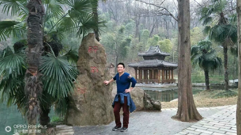 烦事用点心的第一张照片--龙岩相亲服务中心