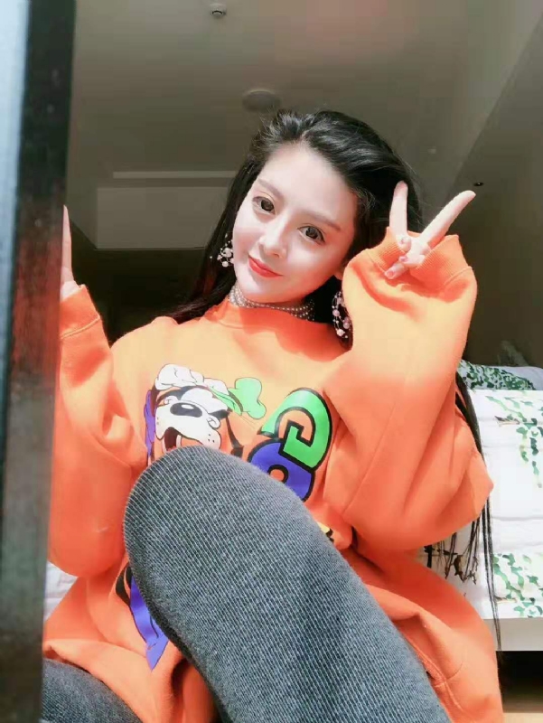李梦瑶的第四张照片--龙岩相亲服务中心