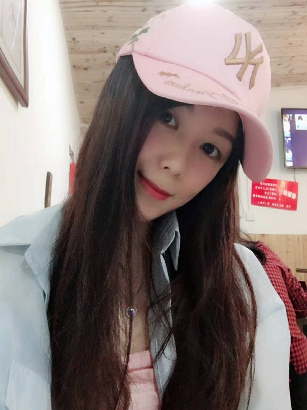丹丹的第三张照片--龙岩相亲服务中心