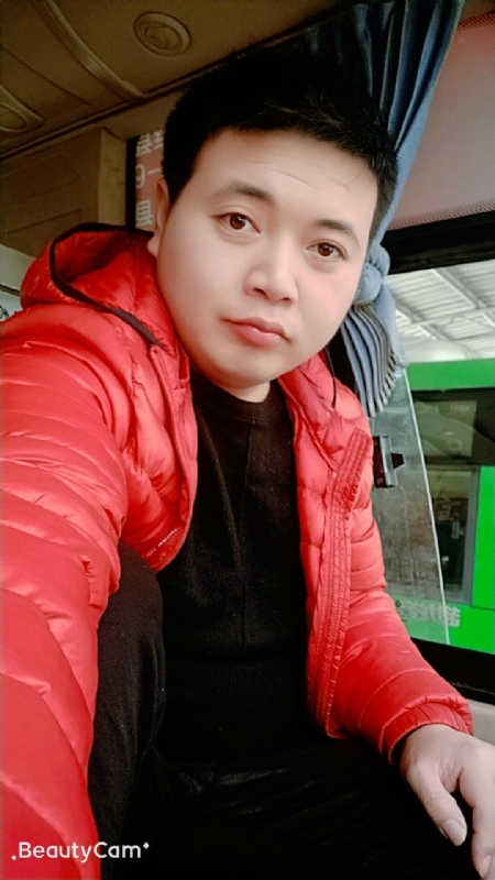 曾志的第一张照片--龙岩相亲服务中心