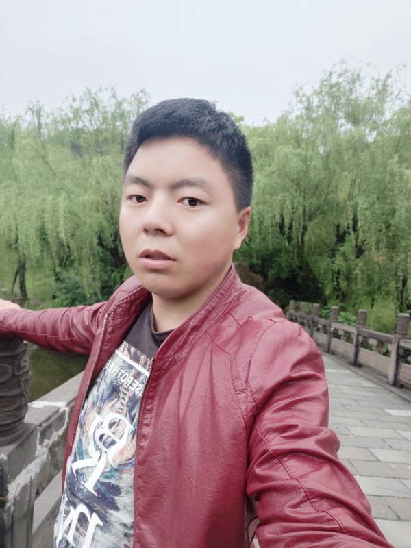 守护你一辈子的第一张照片--龙岩相亲服务中心