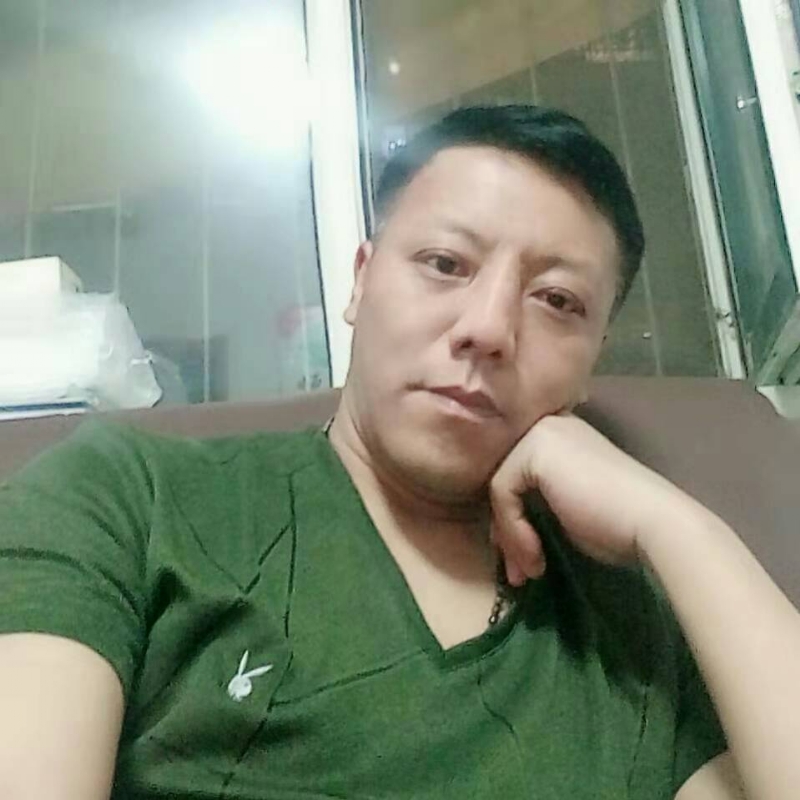 龍行天下的第一张照片--龙岩相亲服务中心