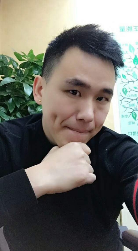 用实力征服一切的第一张照片--龙岩相亲服务中心