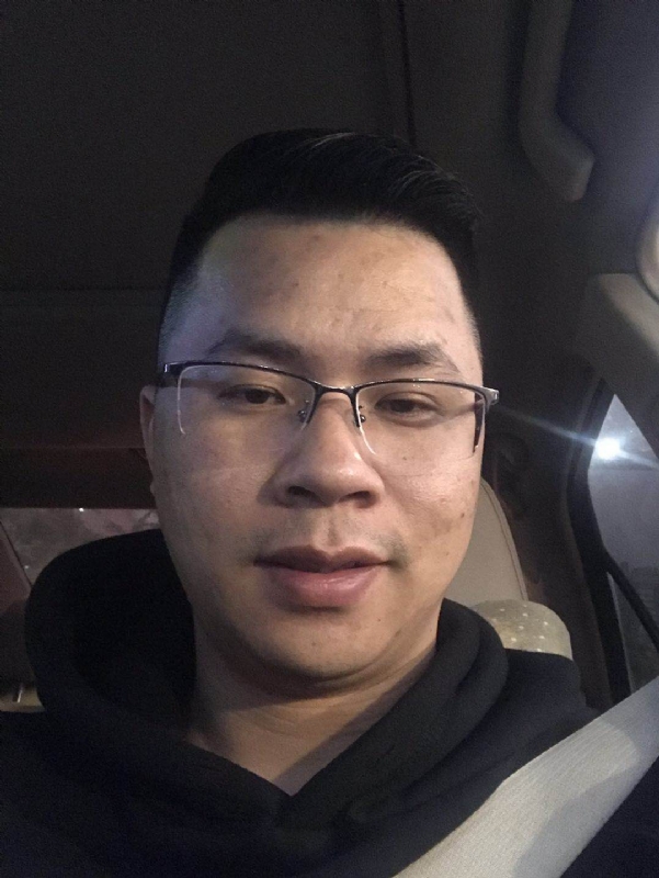 心飞扬的第一张照片--龙岩相亲服务中心