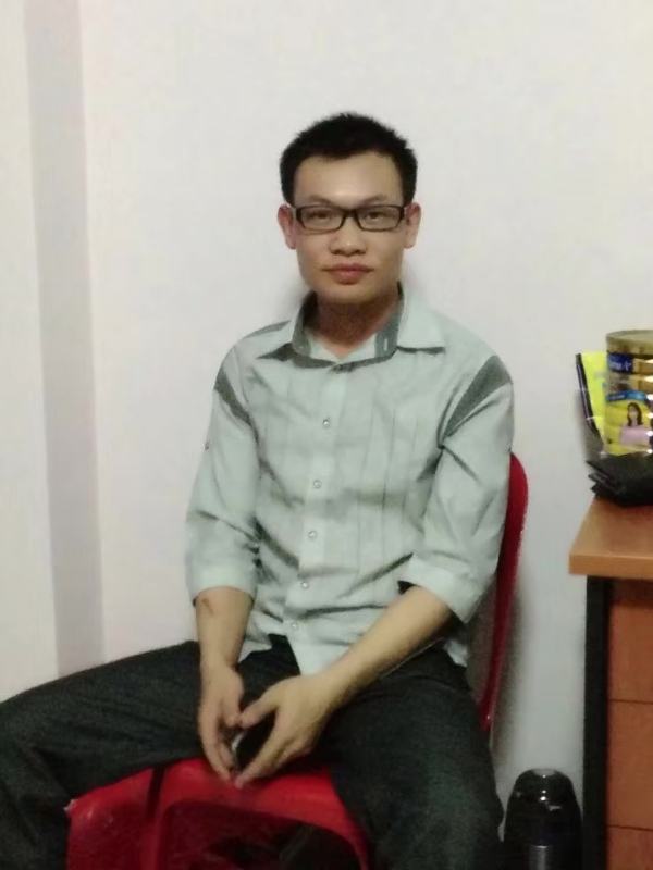 坚强不屈的第一张照片--龙岩相亲服务中心