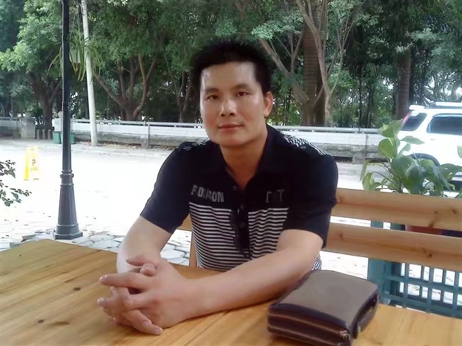 贴身爱人的第一张照片--龙岩相亲服务中心