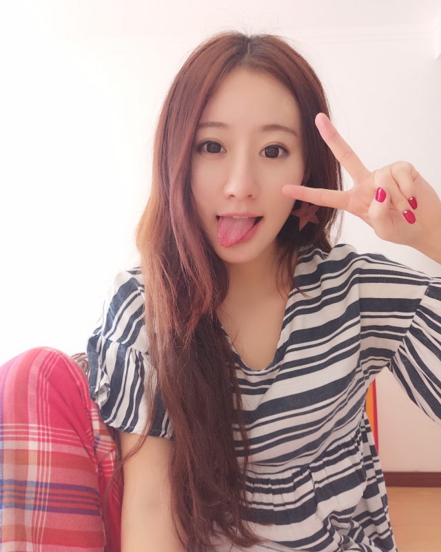 没有故事的女同学的第三张照片--龙岩相亲服务中心
