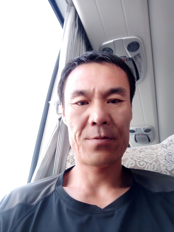 真心诚意的第一张照片--龙岩相亲服务中心