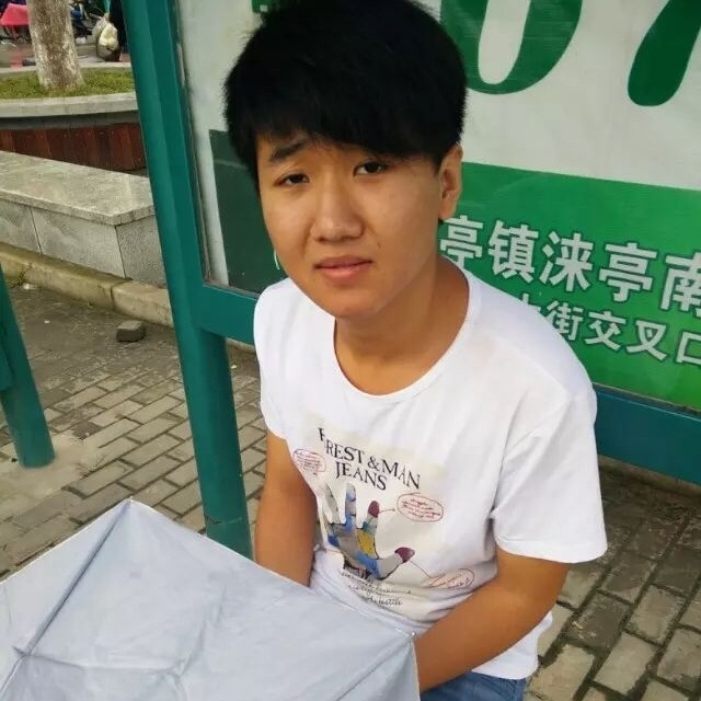 小丁的第一张照片--龙岩相亲服务中心