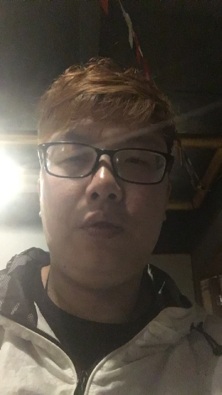 深情久伴更长情的第一张照片--龙岩相亲服务中心