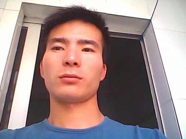 冰冻水果郎的第一张照片--龙岩相亲服务中心