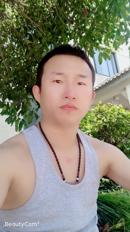 系咯在的第一张照片--龙岩相亲服务中心