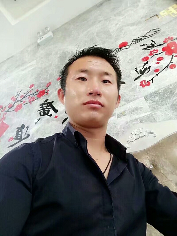 系咯在的第二张照片--龙岩相亲服务中心