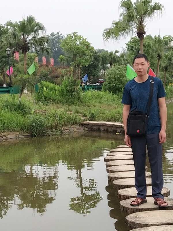 星星知我心的第一张照片--龙岩相亲服务中心