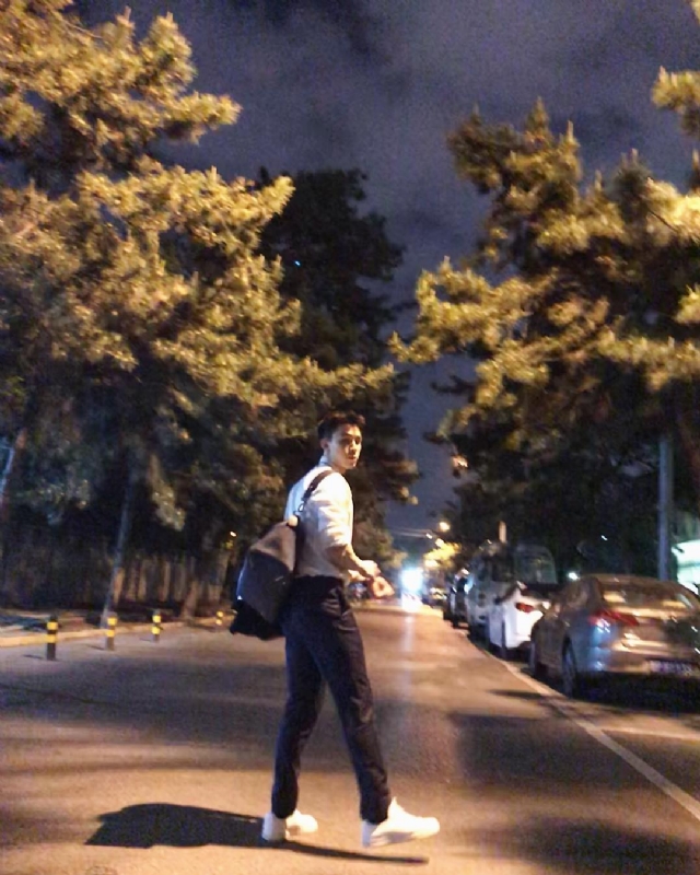 深海的第二张照片--龙岩相亲服务中心