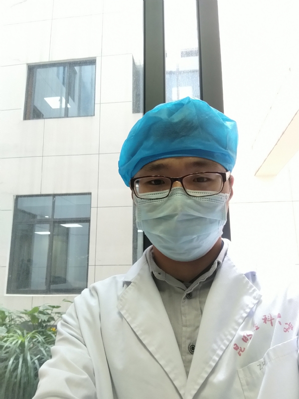 口腔小医生的第一张照片--龙岩相亲服务中心