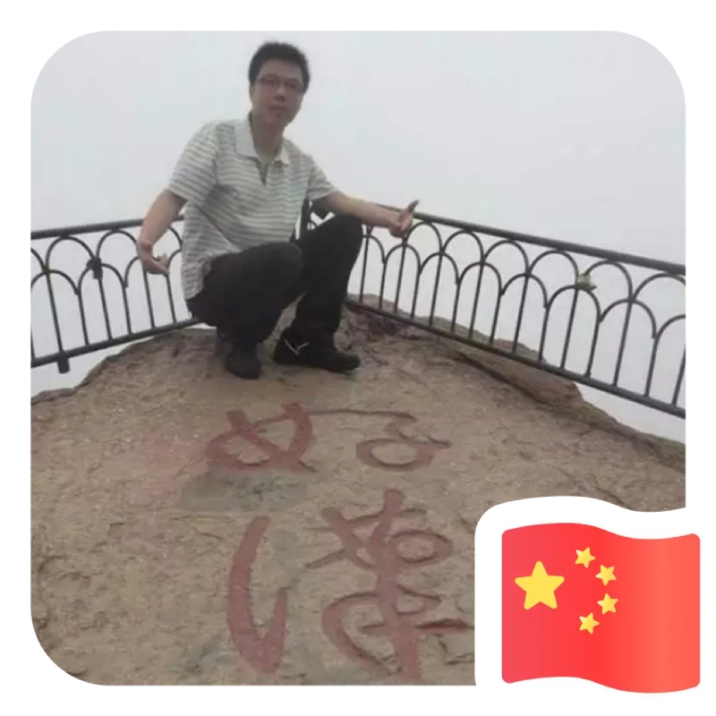 一只小虎牙的第一张照片--龙岩相亲服务中心
