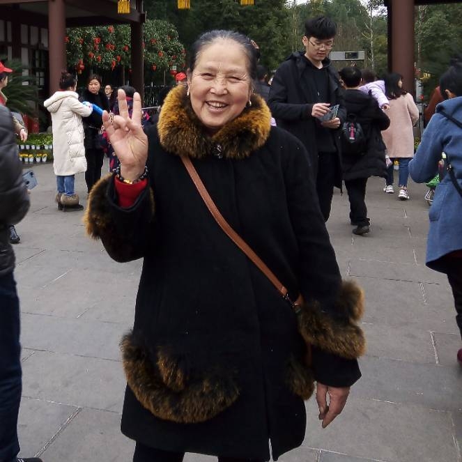 刘刘的第一张照片--龙岩相亲服务中心