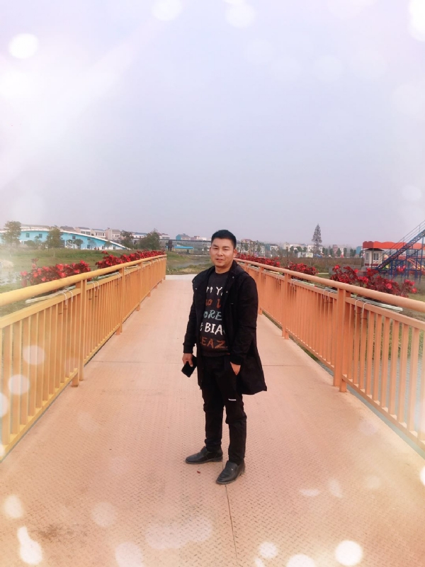 清风的第二张照片--龙岩相亲服务中心