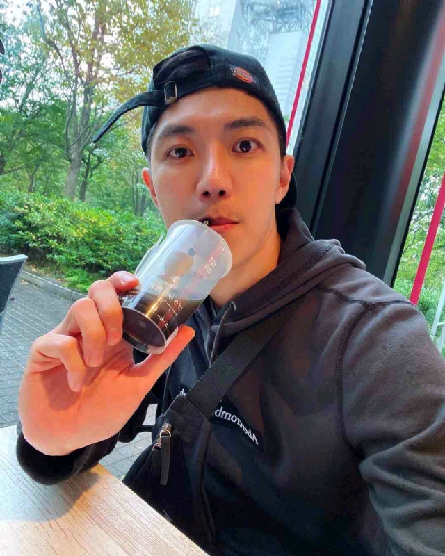 苏天奇的第一张照片--龙岩相亲服务中心