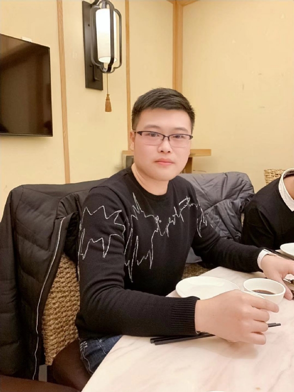 YIDA的第一张照片--龙岩相亲服务中心