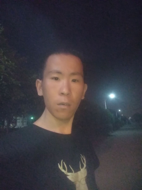 俞凯斌的第一张照片--龙岩相亲服务中心