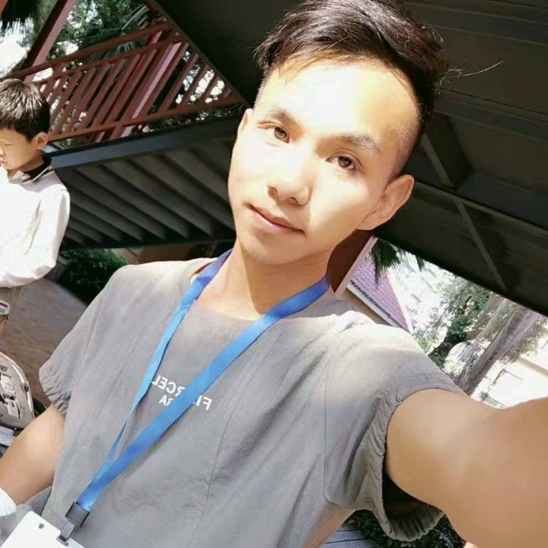 公子你好的第一张照片--龙岩相亲服务中心