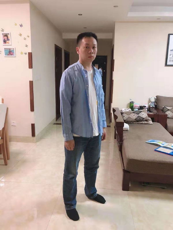 以勒的第一张照片--龙岩相亲服务中心
