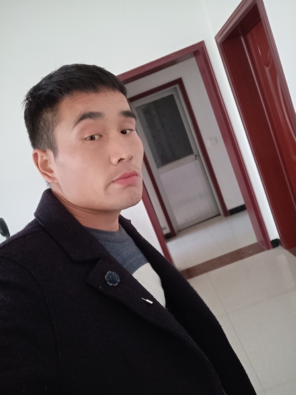 醒醒吧兄弟的第一张照片--龙岩相亲服务中心