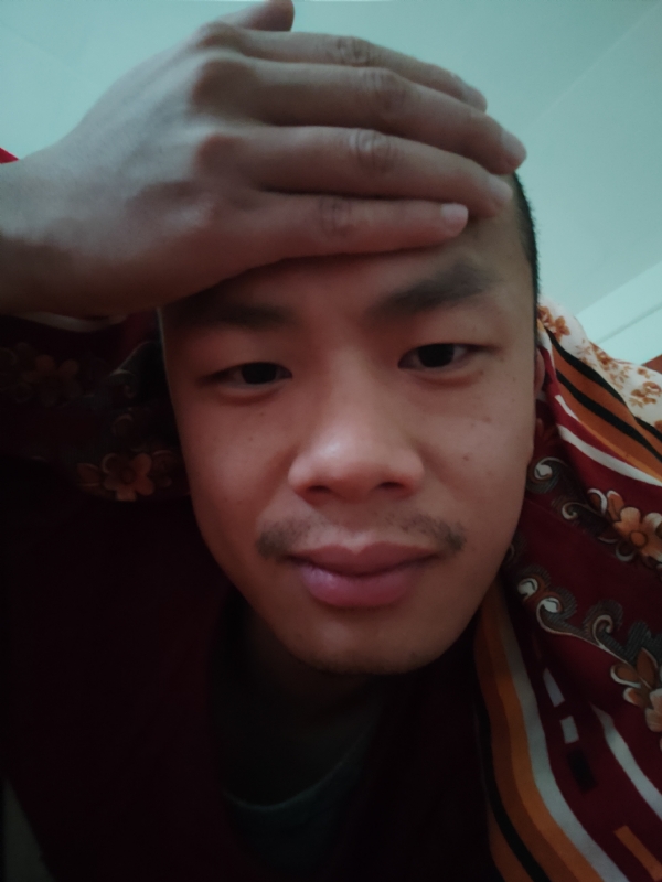 开心鬼在哪呢的第一张照片--龙岩相亲服务中心