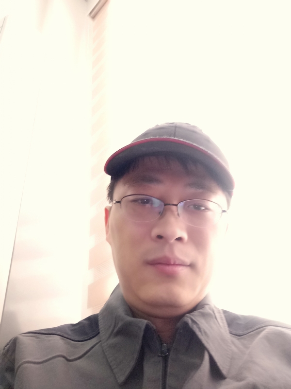 小马哥的第一张照片--龙岩相亲服务中心