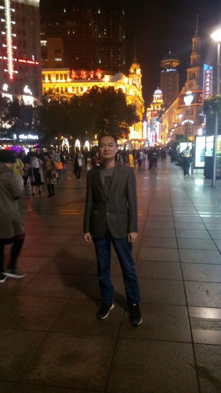 水池养鱼的第一张照片--龙岩相亲服务中心