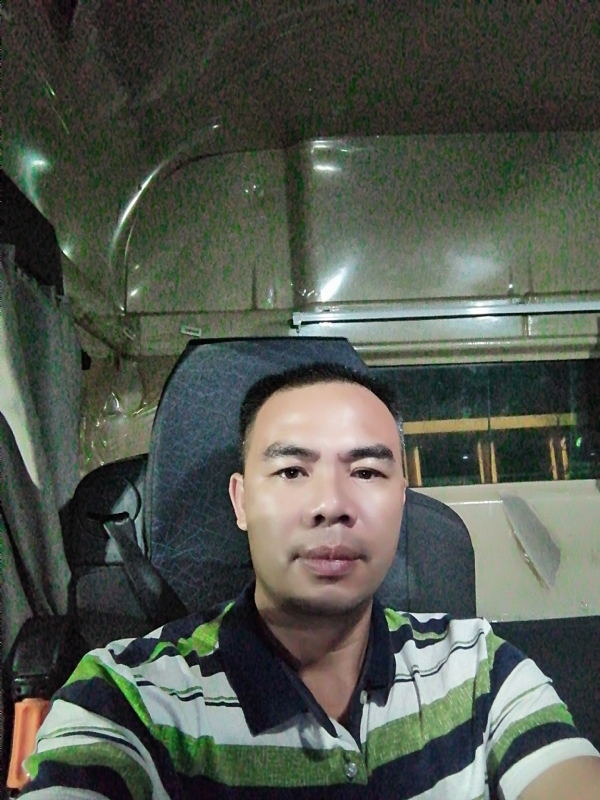 疯一般的爱恋的第一张照片--龙岩相亲服务中心