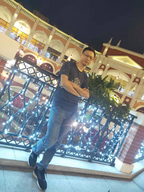 落单恋人的第一张照片--龙岩相亲服务中心