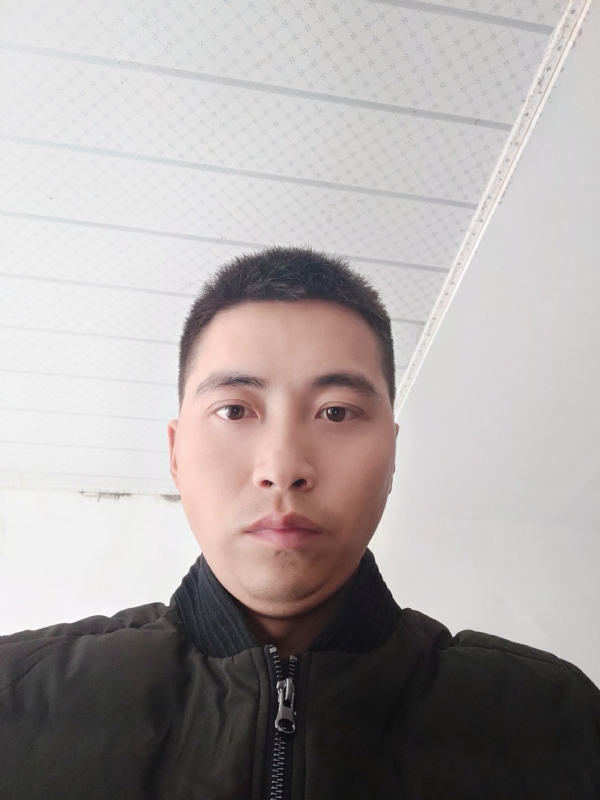远望星空的第一张照片--龙岩相亲服务中心