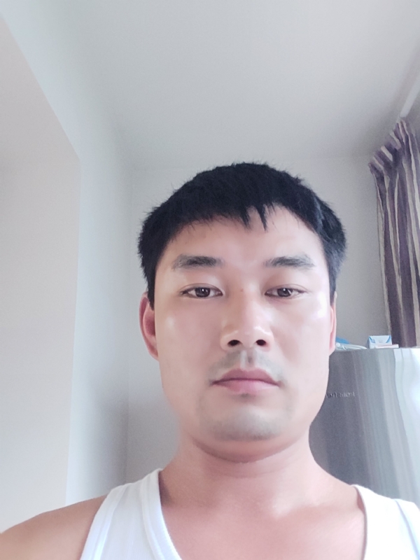 MM的第一张照片--龙岩相亲服务中心